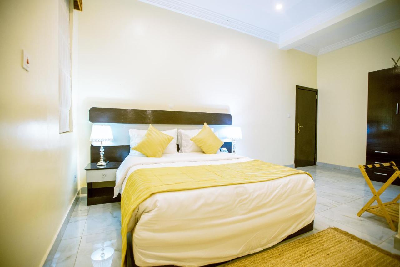 Apartment 79 Hotel & Suite อีเคจา ภายนอก รูปภาพ