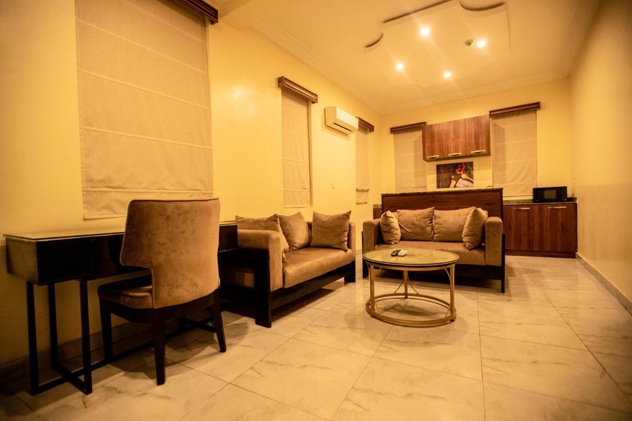 Apartment 79 Hotel & Suite อีเคจา ภายนอก รูปภาพ