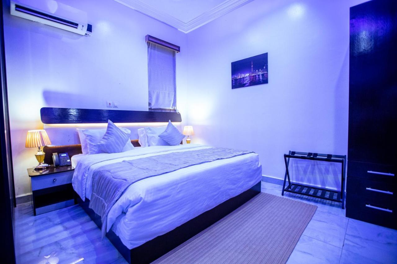 Apartment 79 Hotel & Suite อีเคจา ภายนอก รูปภาพ